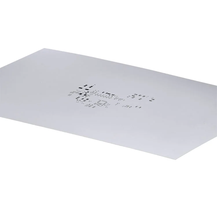 Che cos'è uno stencil SMT e in che modo influisce sulla qualità dell'assemblaggio PCB?